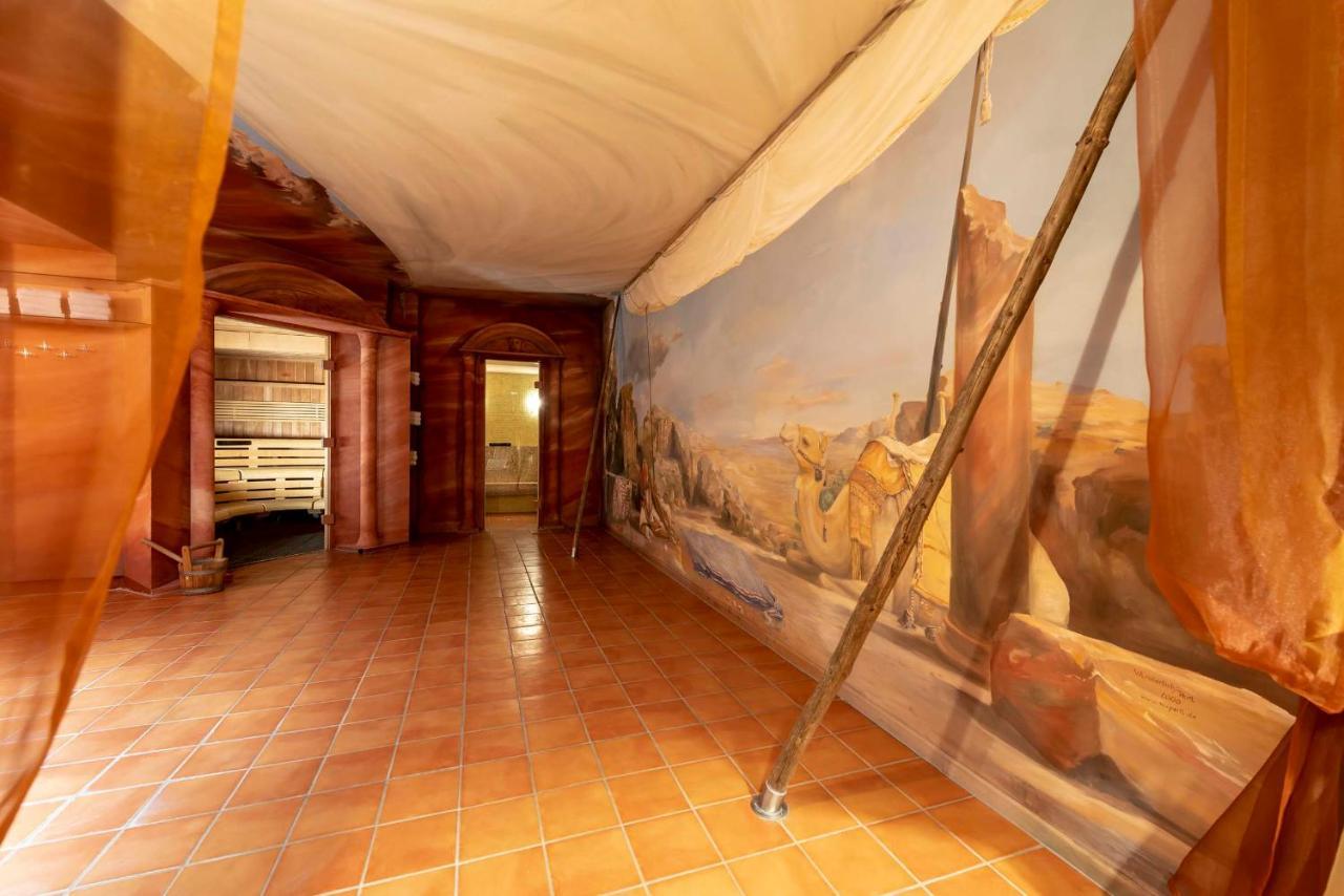 Hotel Gasthof Krone Niederstetten المظهر الخارجي الصورة