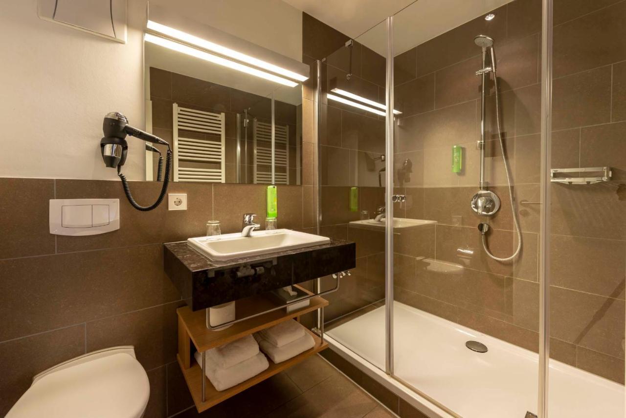 Hotel Gasthof Krone Niederstetten المظهر الخارجي الصورة